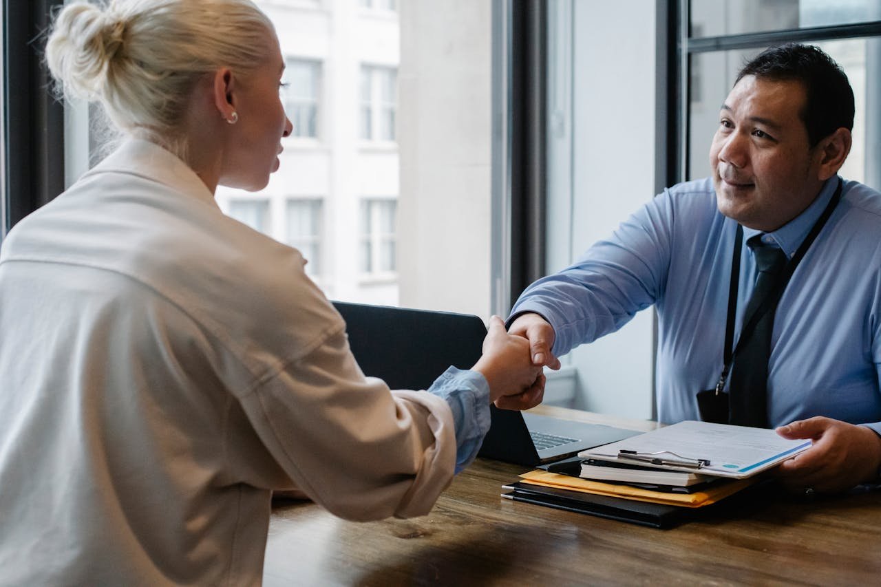 Agence interim europeene : Comment elle facilite le recrutement de travailleurs étrangers